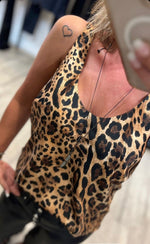 Load image into Gallery viewer, Animal print dress
