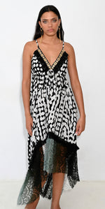 Load image into Gallery viewer, VIANCA ASIMETRIC LONG DRESS BLACK
