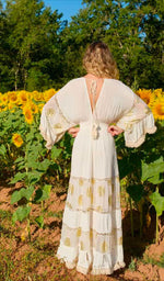 Load image into Gallery viewer, Manila White
