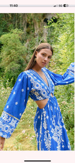 Load image into Gallery viewer, Grecia Blue
