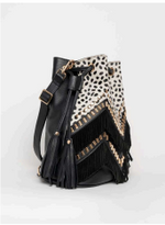 Load image into Gallery viewer, Saco Karoo Cebra Dalmata
