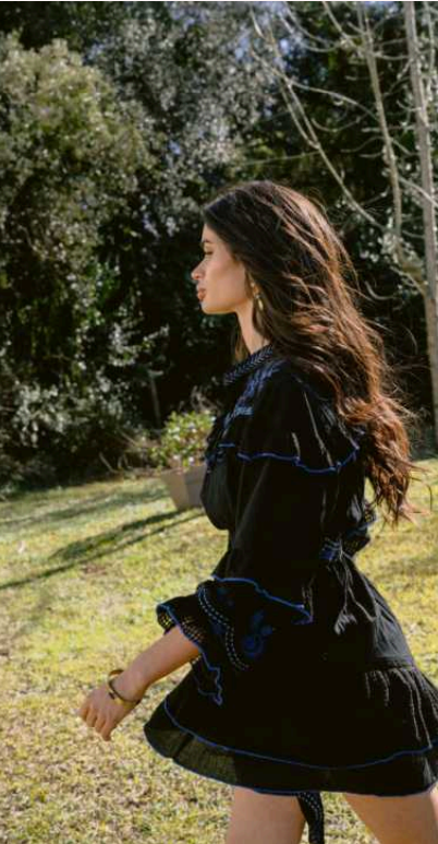 VESTIDO BORDADO Dress