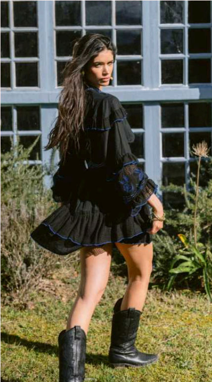 VESTIDO BORDADO Dress