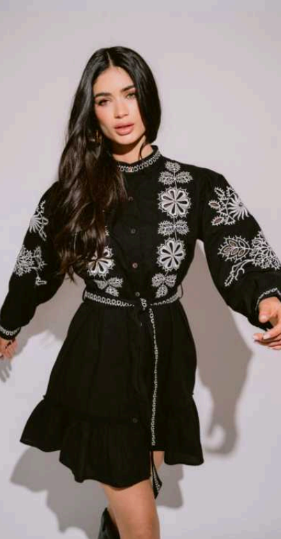 Verona Black & White short shirt dress