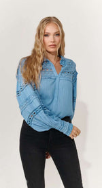 Load image into Gallery viewer, Simone Shirt Blue - Piti Cuiti
