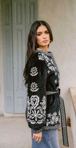 Load image into Gallery viewer, Verona Black &amp; White Jacket
