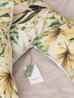 Load image into Gallery viewer, Manaus Pillow
